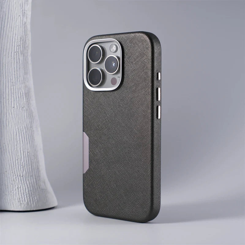 iPhone Leather Manz MagSafe Case