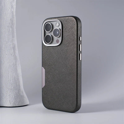 iPhone Leather Manz MagSafe Case