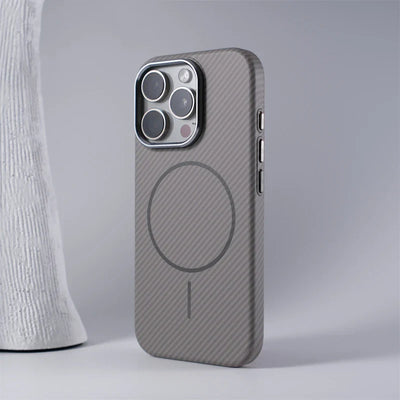 iPhone Textured Carbon Fiber MagSafe Case