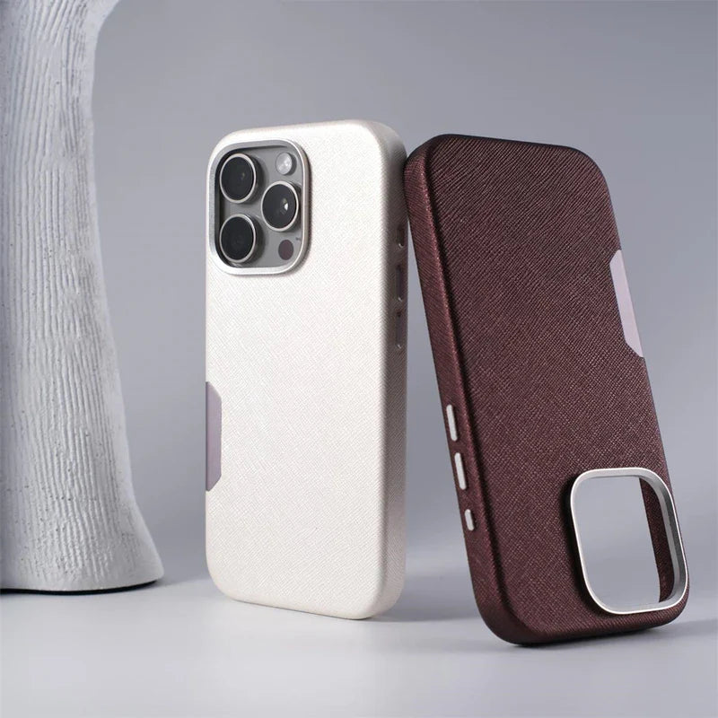 iPhone Leather Manz MagSafe Case