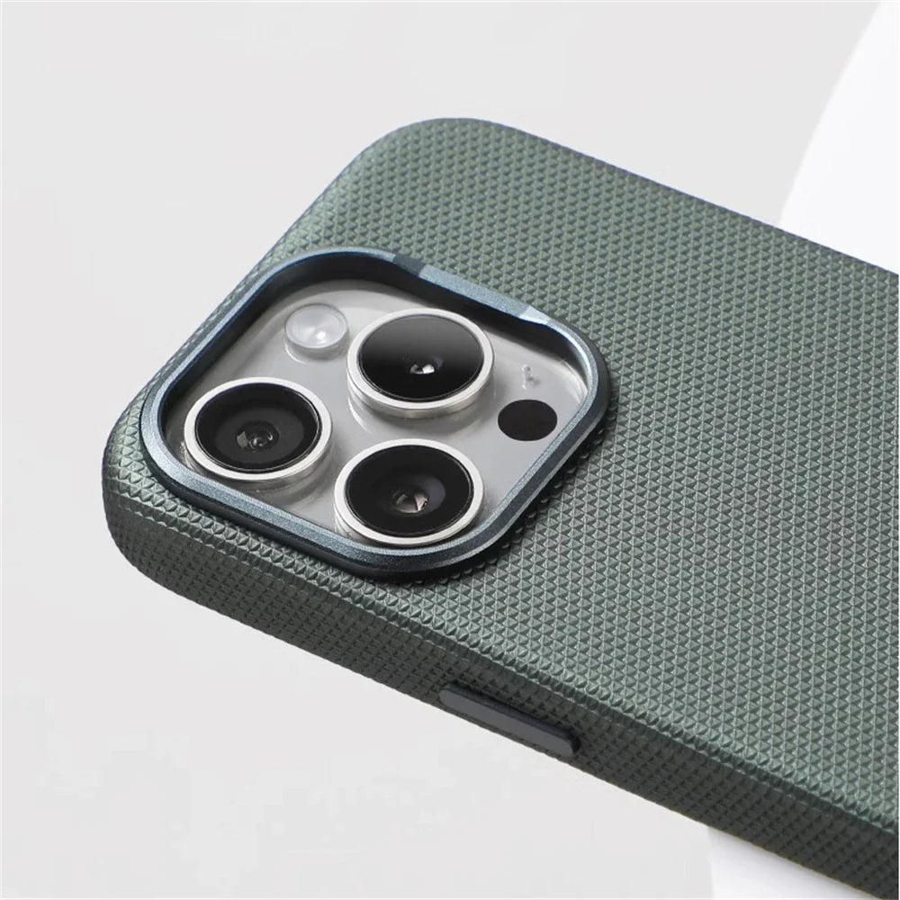 iPhone Balues MagSafe Case