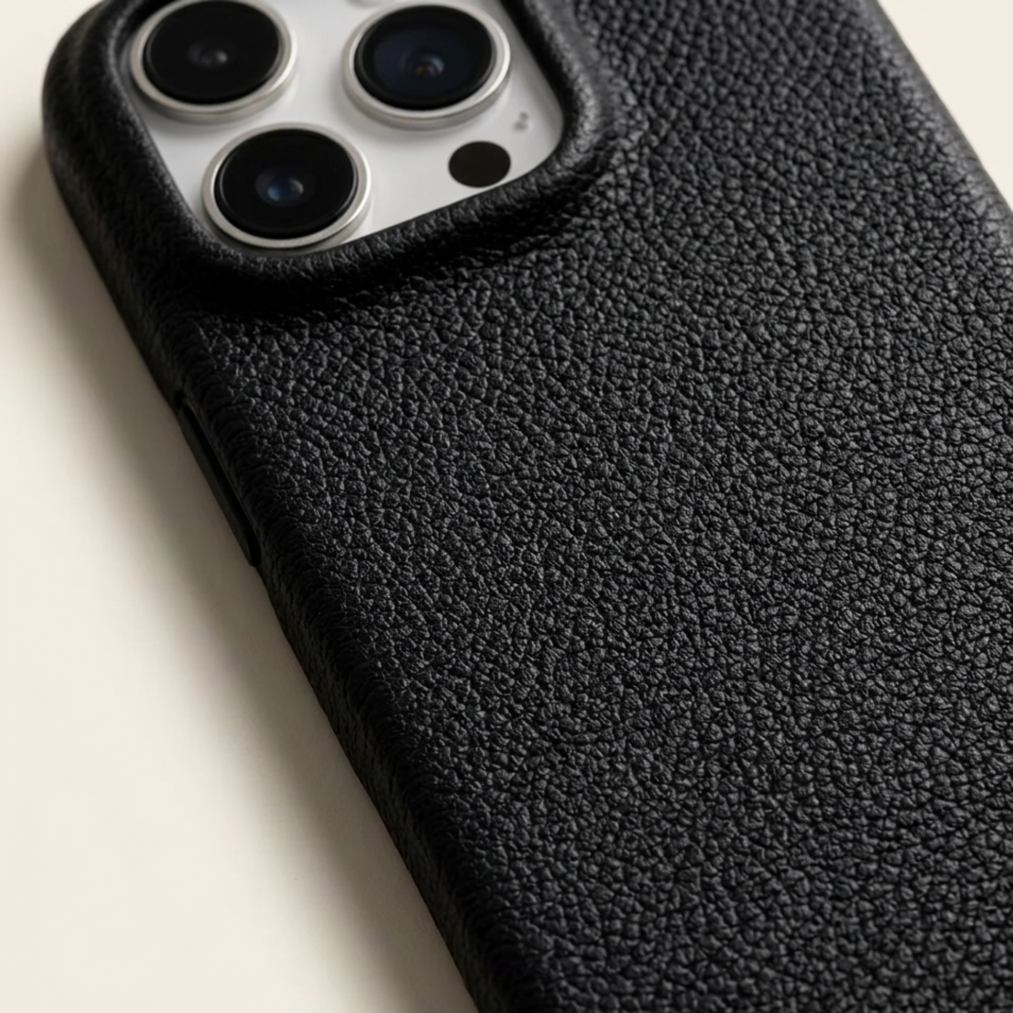 ESSENCE — Leather Case
