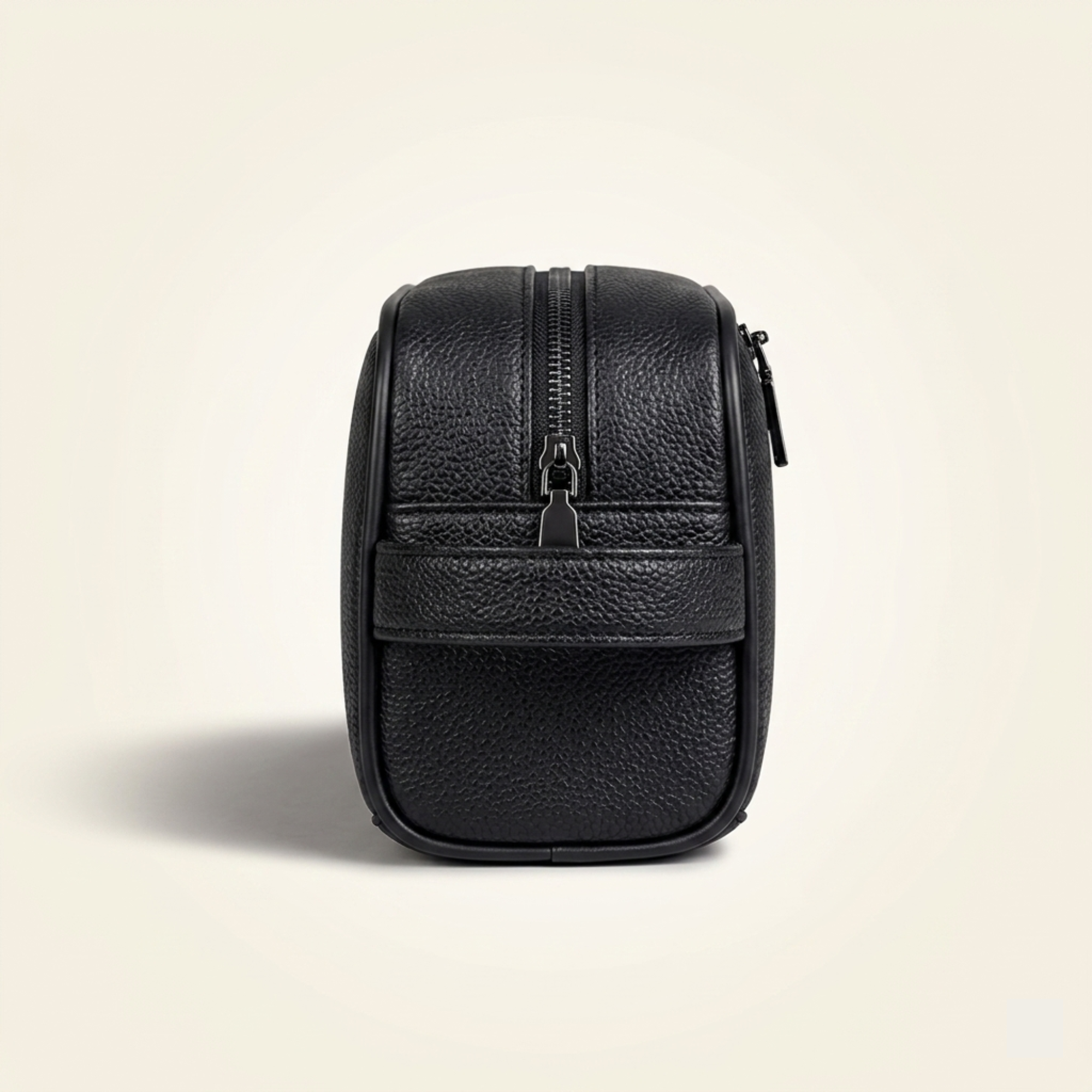 ESSENCE — Leather Travel Pouch